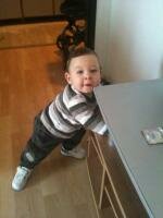 :) sunt baietel mare